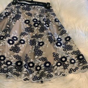 Tahari  lace scallop skirt